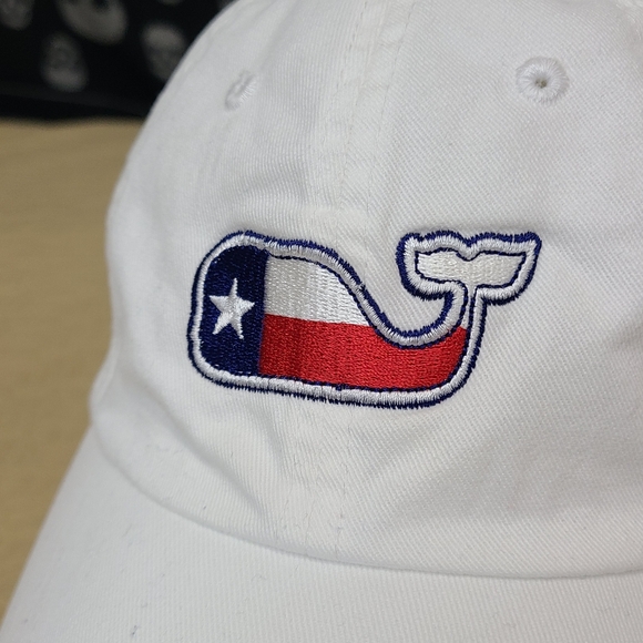 Vineyard Vines Texas flag embroidered whale logo strapback hat - Picture 2 of 7